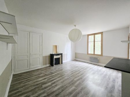 Location Appartement 1 pièce 40m² TOURS 37000 - Photo 5