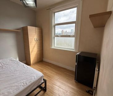 Room in a Shared House, Ranelagh Road, N17 - Photo 4