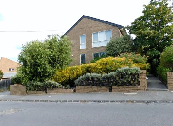 2/79 Brown Street, Heidelberg - Photo 1