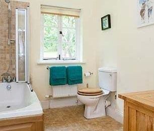 1 bedroom semi-detached house to rent - Photo 6