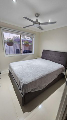 Runaway Bay - Photo 2