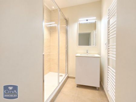 Location Appartement 2 pièces 52m² CHINON 37500 - Photo 4