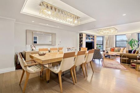 4 bedroom flat to rent - Photo 2