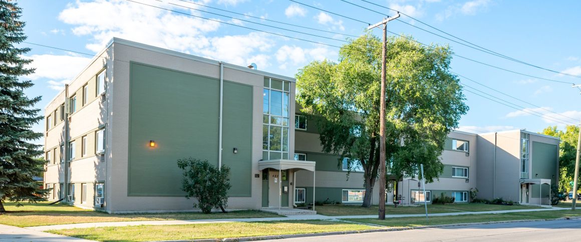 Sherwood Court Apartments - Photo 1