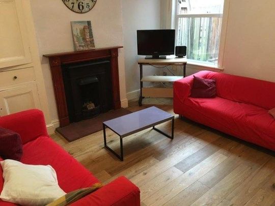 4 bedroom house share to rent - Photo 1