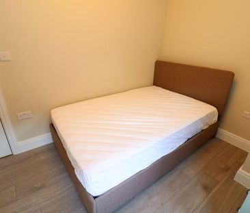 Room in a Shared House, Trundleys Road, SE8 - Photo 3