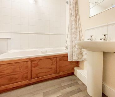 Marina, St Leonards, TN38 0BU - Photo 1