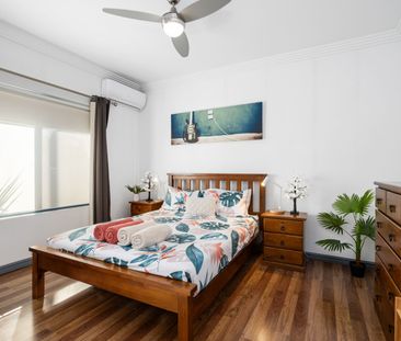 Introducing this charming, renovated three-bedroom, one-bathroom ch... - Photo 3