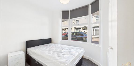 Room 1 - Photo 2