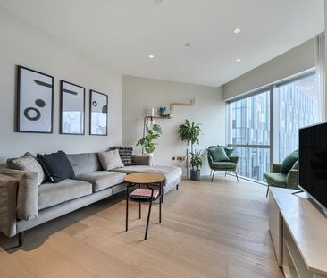 Available from Now - 3 Bed Apartment, Furnished - Photo 5