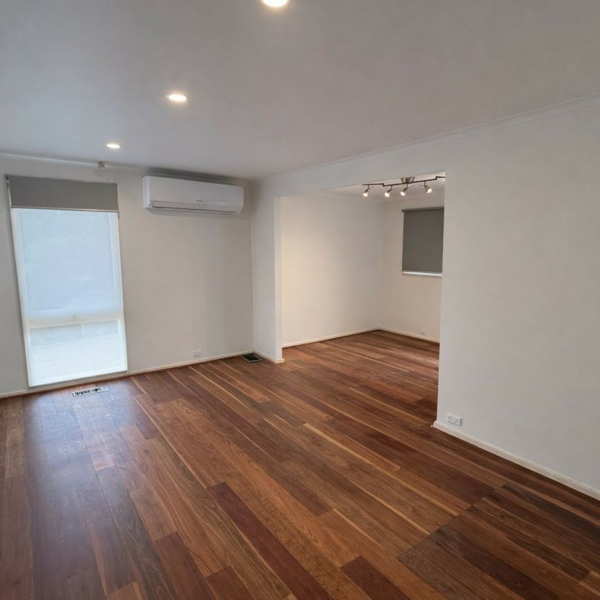 Modern Comfort in Prime Endeavour Hills Location � Split Systems in Every Bedroom! - Photo 1