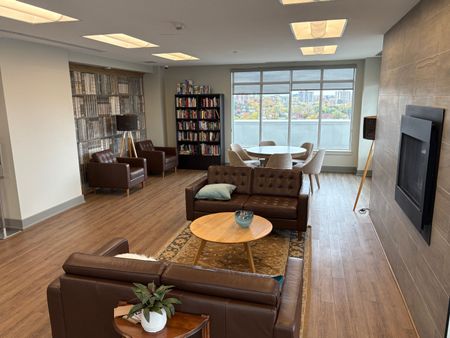 For Lease - 7 Marquette Avenue Unit# 305, Vanier and Kingsview Park, Ontario - Photo 2