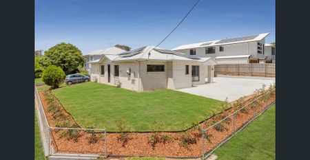 Near New Fully Furnished Air Conditioned Studio - All Inclusive! - Photo 2