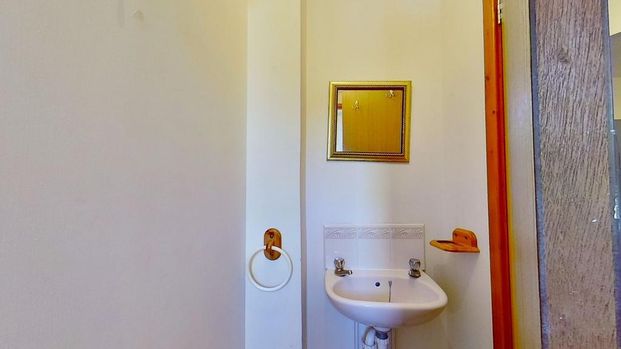 3 bedroom terraced house to rent - Photo 1