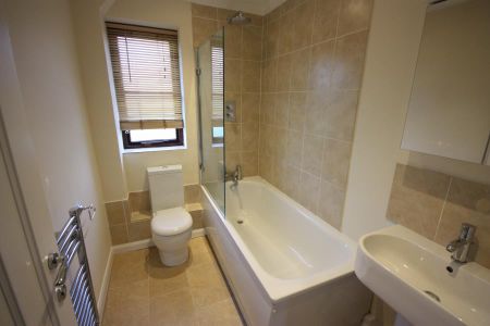 Highclere, Guildford - 1 bedroomProperty for lettings - Seymours - Photo 5