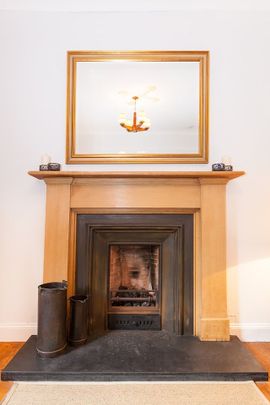 2 Bed Flat, Rosebank Cottages, EH3 - Photo 1