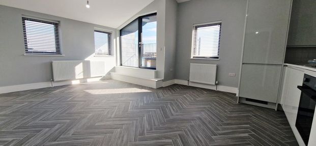 3 bedroom apartment to rent - Photo 1