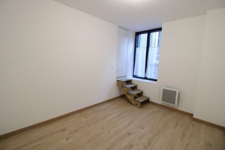 Location Appartement 2 pièces 33m² NANTES 44000 - Photo 2