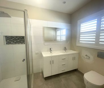 Cosy Family 3 Bedroom Home in Macleod - Photo 6