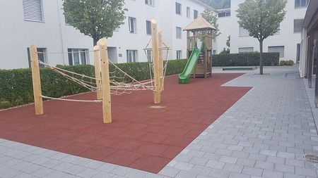Traumhafte 2 1/2 - Zimmerwohnung mit verglastem Balkon - Photo 4