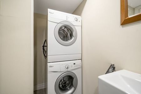 For Lease - 1 Devineridge Avenue, Ajax, Ontario - Photo 4