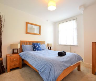 2 bedroom Flat in Kings Road, Reading - Photo 3