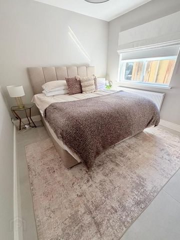 89a Eglinton Street, Portrush, BT56 8DZ - Photo 4