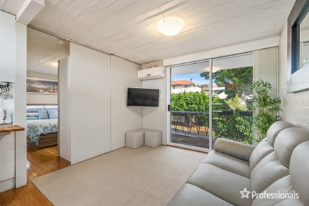 9/43 King George Street, Victoria Park WA 6100 - Photo 2