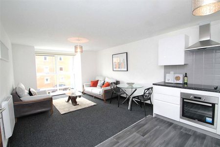 San Court, 25-33 Wilmslow Road, Rusholme, M14 5EB - Photo 2