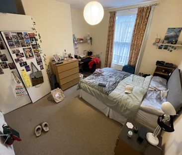 5 bedroom terraced house to rent - Photo 4