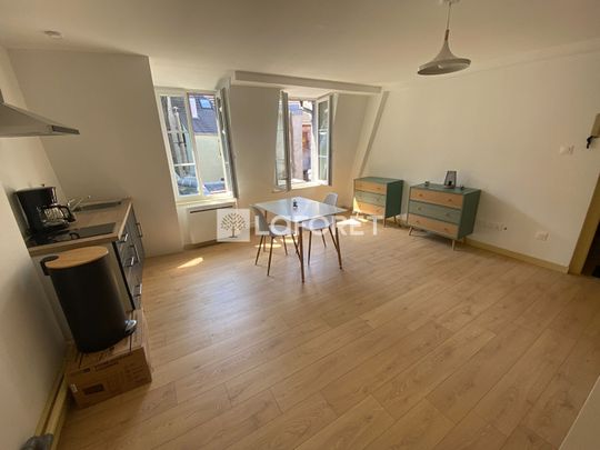 Apartment - Photo 1