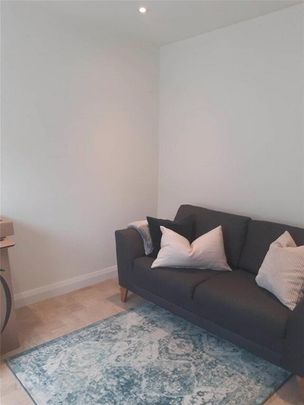 35 Windsor Drive, Belfast, BT9 7FH - Photo 1