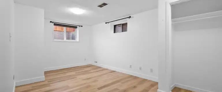 BRIGHT AND HUGE 2 BEDROOMS, LOTS OF WINDOWS, HUGE PARKING | 39 Aberdare Crescent Northeast, Calgary - Photo 1