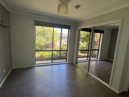 Three Bedroom Brick Home - Photo 3
