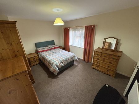 35 Roxborough Park, Moy, Dungannon, BT71 7SU - Photo 3