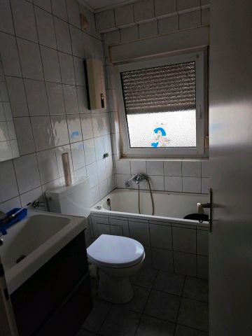 Rentner/Single Wohnung 2 1/2 Zimmer - Photo 2