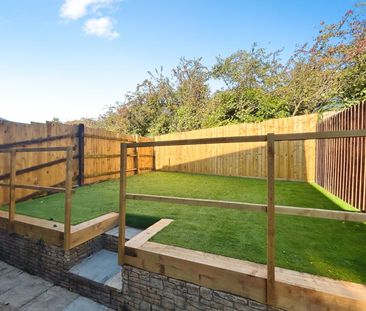 Meadow Way, CAERPHILLY - Photo 1