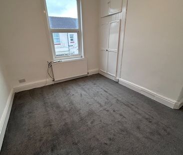 3 Bed Terraced House, Beechwood Avenue, CH45 - Photo 5