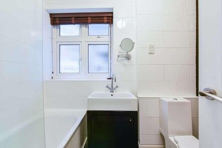 The Downs, Wimbledon, SW20 - Photo 2