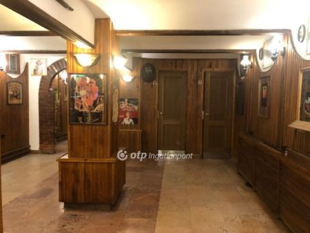 Frekventált, Győr-Moson-Sopron, 9024 - Fotó 5