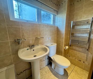 12a Lesley Heights, Greenisland, Carrickfergus, BT38 8TB - Photo 1