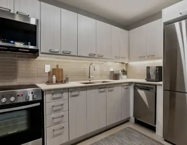 261 Vaughan | 261 Vaughan, Toronto - Photo 1