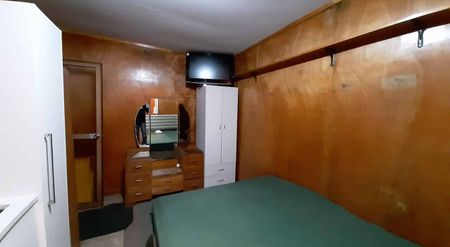 Self-contained sleepout plus garage Papatoetoe - Photo 5