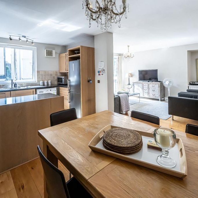 2 bedroom apartment to rent - Photo 1