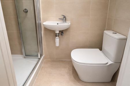 Conduit Way, London NW10 - Photo 2