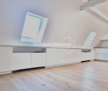 Appartement climatisé, dernier étage face Ambassade de GB, - Photo 3