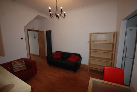 54 DALE ROAD ALL BILLS INCLUDED - Photo 3