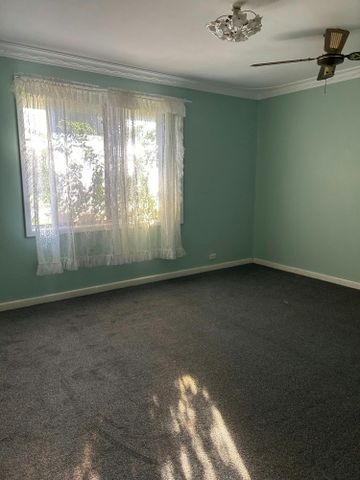 CAREY PARK LOCATION - Photo 2