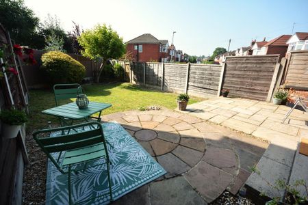 2 bedroom detached house to rent - Photo 3