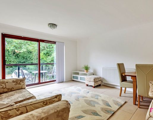 Price £2,000 pcm - Available Now - Part Furnished - Photo 1